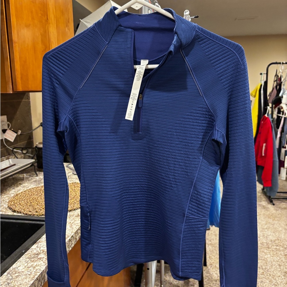Lululemon Like New Women's Navy Quarter-Zip Lightweight Top - Picture 1 of 6